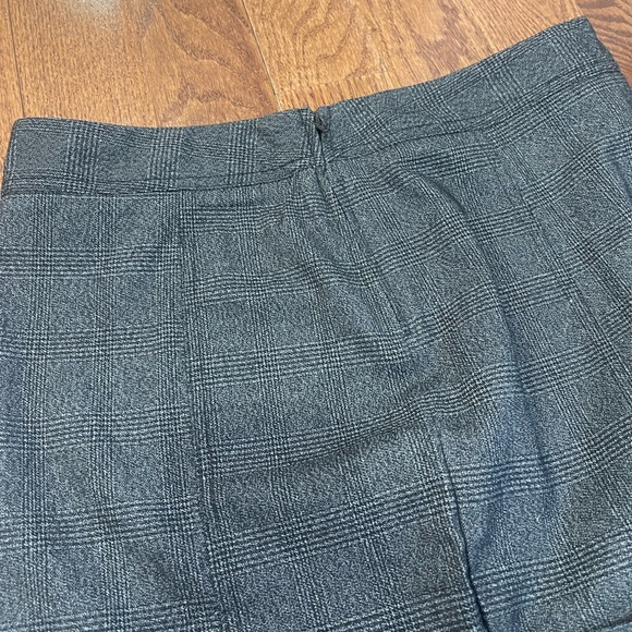 BCX Pleated Pencil Skirt Gray 11 - Picture 10 of 11